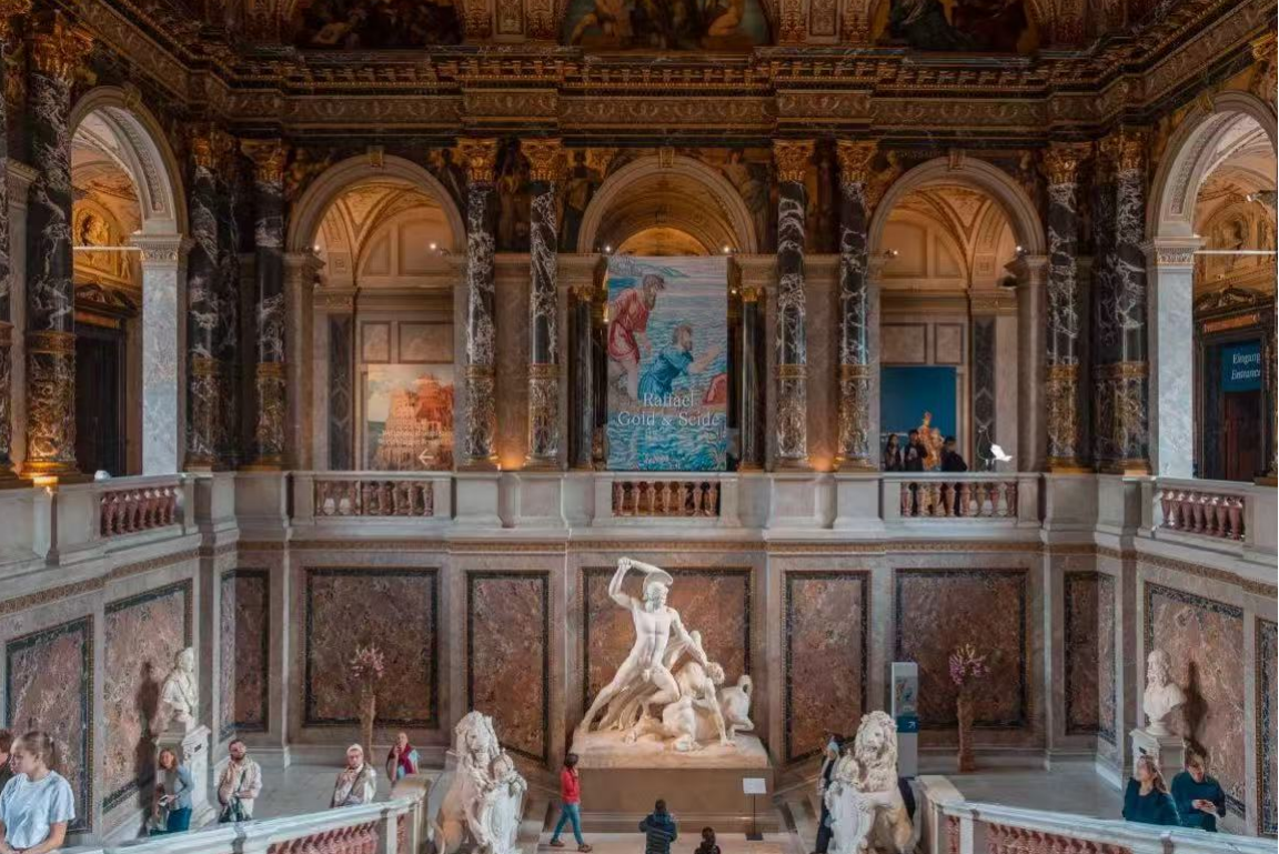 游览<br/>特邀专人讲解艺术史博物馆，走进哈布斯堡的黄金时代